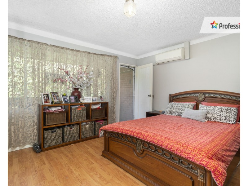 12/158 Sandal Crescent, Carramar NSW 2163