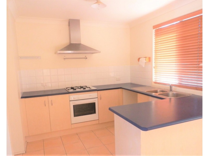 8B Natalie Close, Casula NSW 2170