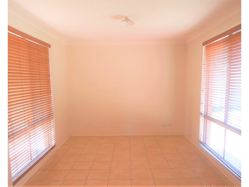 8B Natalie Close, Casula NSW 2170