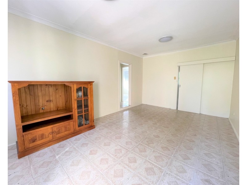 88A Kendall Drive, Casula NSW 2170