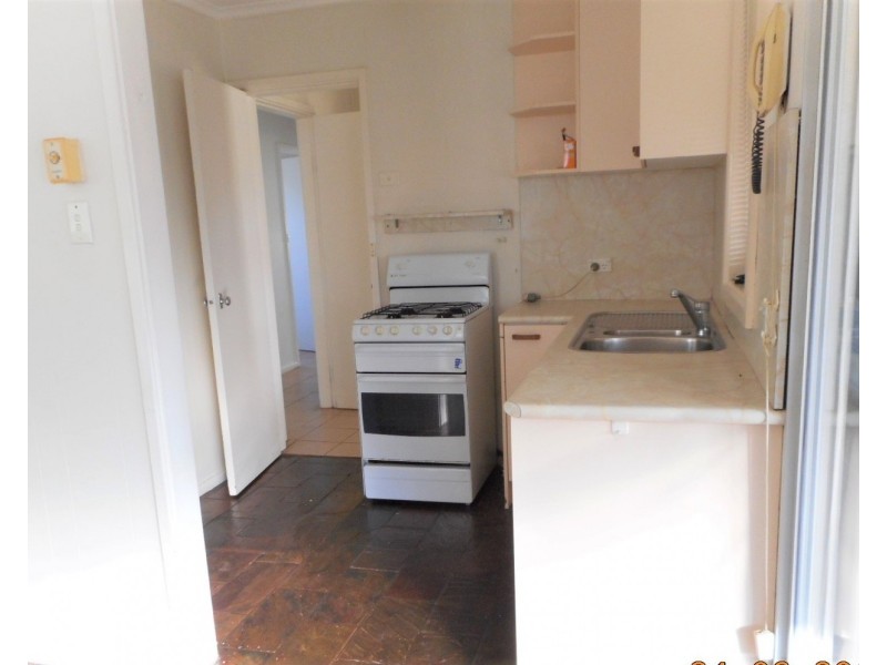 11 Hilda Avenue, Casula NSW 2170