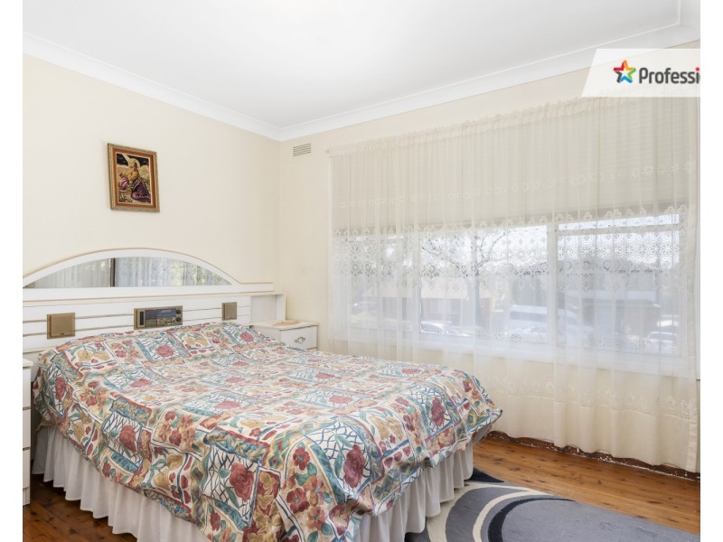 51 St Andrews Boulevard, Casula NSW 2170