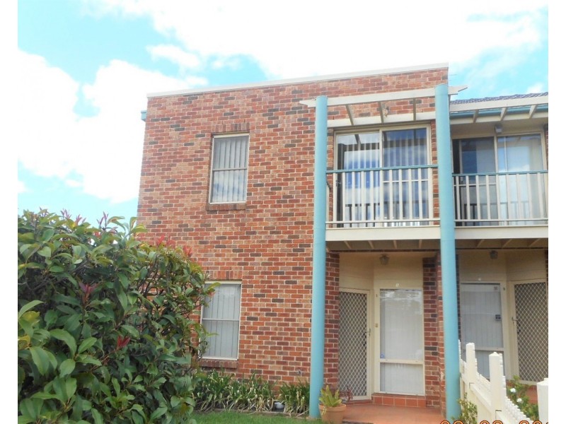 1/1-3 Kurrajong Road, Casula NSW 2170