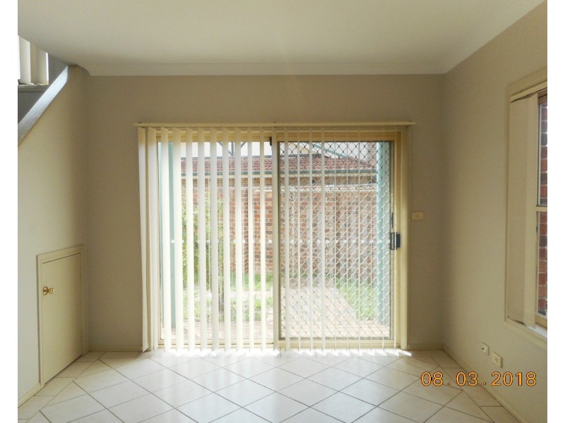 1/1-3 Kurrajong Road, Casula NSW 2170