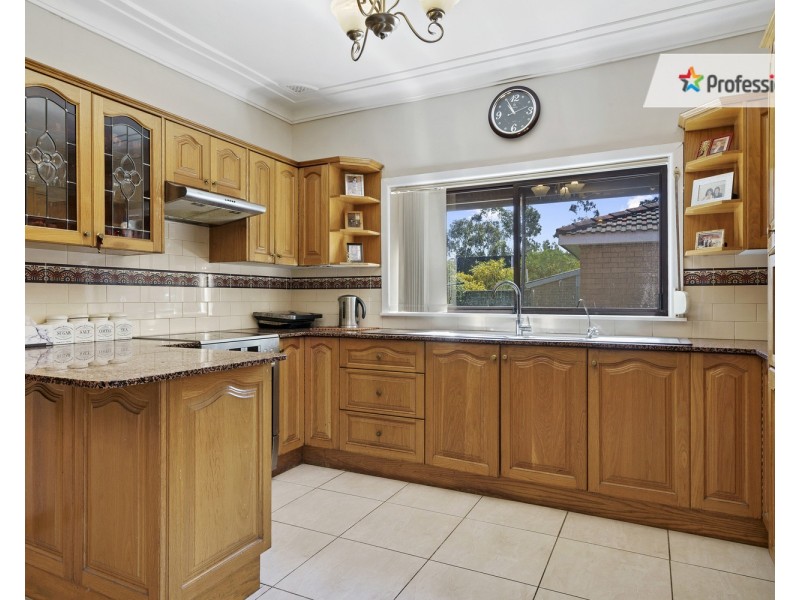 21 Grove Street, Casula NSW 2170