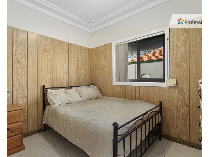 21 Grove Street, Casula NSW 2170