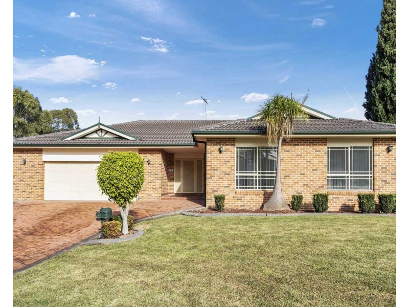 7 Drysdale Place, Casula NSW 2170