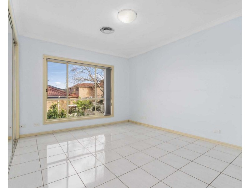 7 Drysdale Place, Casula NSW 2170
