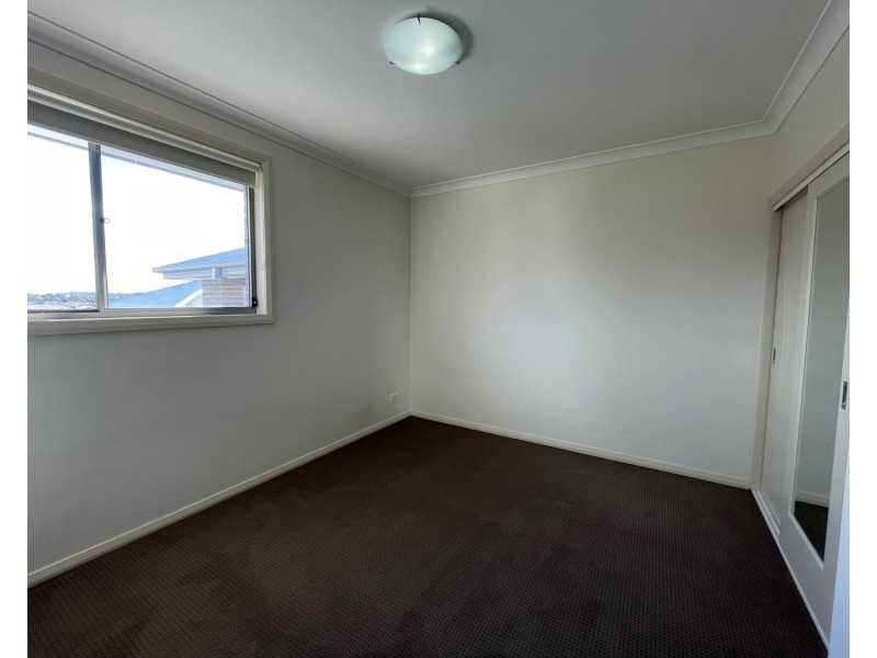 4/32 Northampton Road, Glenfield NSW 2167