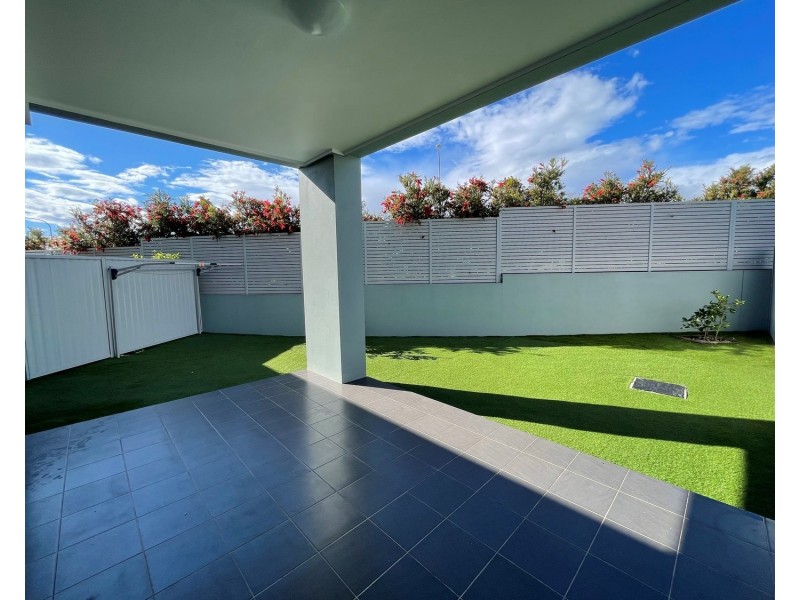 4/32 Northampton Road, Glenfield NSW 2167