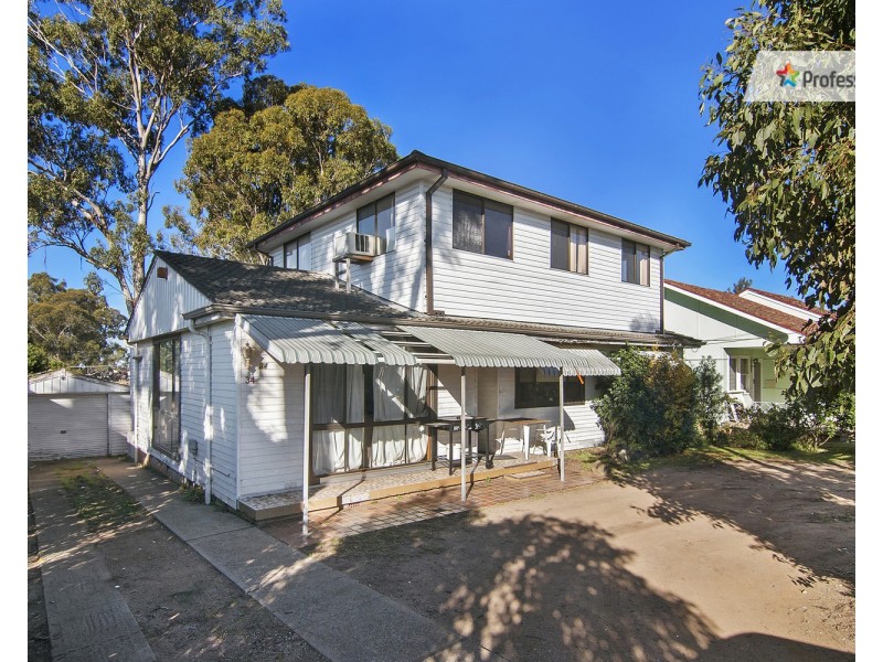 34 Reserve Road, Casula NSW 2170