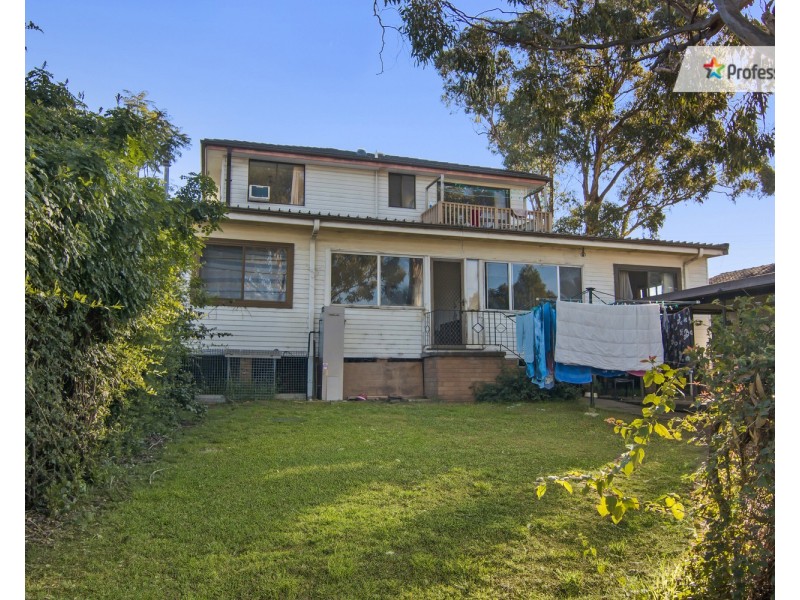 34 Reserve Road, Casula NSW 2170