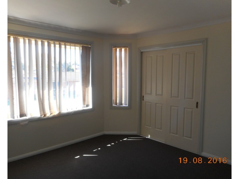 5A Minerva Place, Prestons NSW 2170