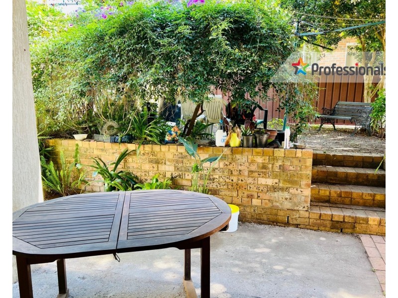 88 Kendall Drive, Casula NSW 2170