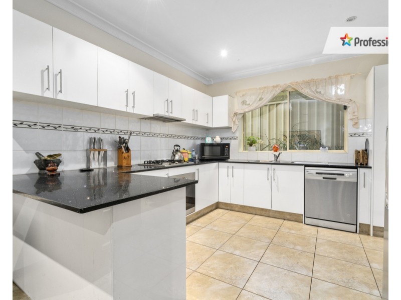 88 Kendall Drive, Casula NSW 2170