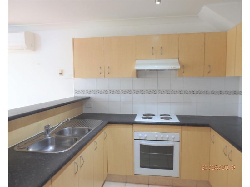 13/12 Pine Road, Casula NSW 2170