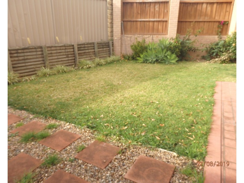 13/12 Pine Road, Casula NSW 2170