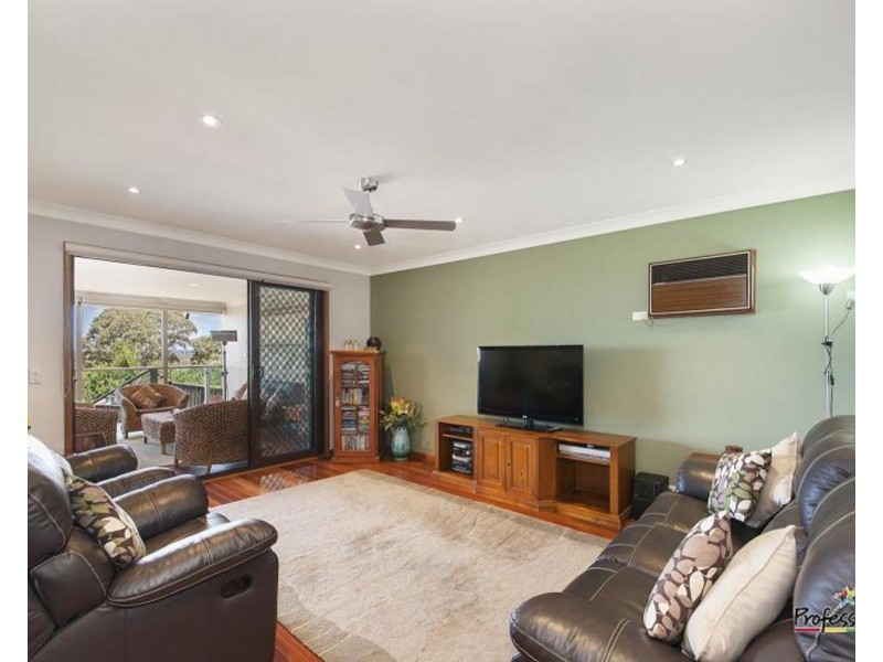 42 Canberra Avenue, Casula NSW 2170