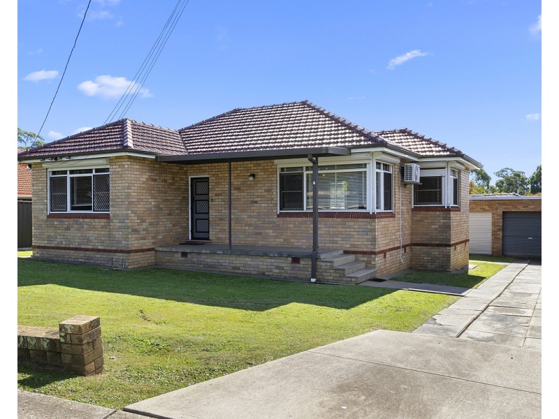7 Old Kurrajong Road, Casula NSW 2170