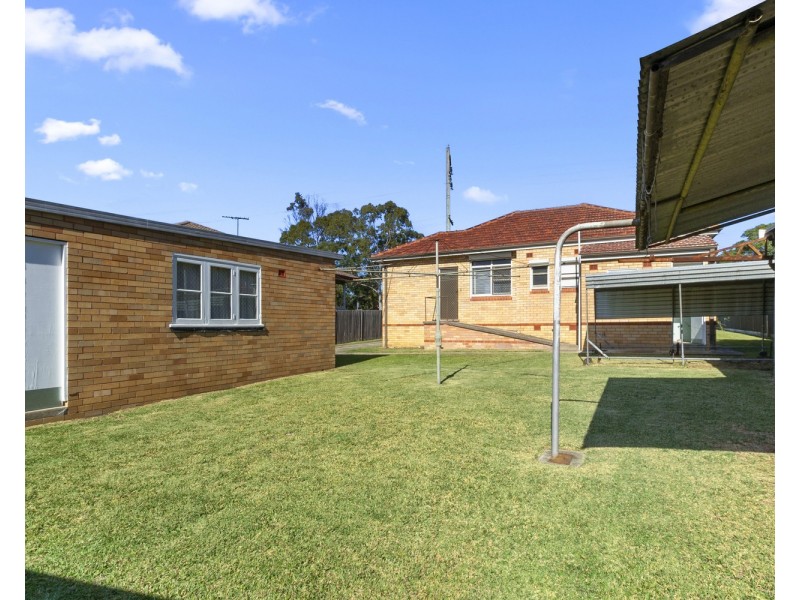 7 Old Kurrajong Road, Casula NSW 2170