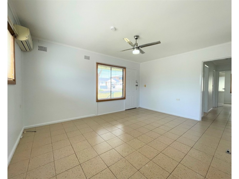 11 Hilda Avenue, Casula NSW 2170