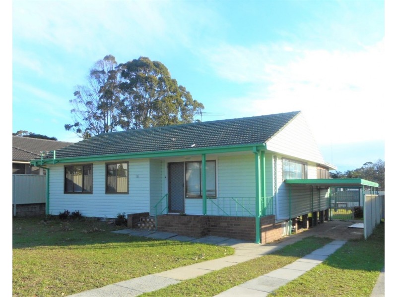 11 Hilda Avenue, Casula NSW 2170