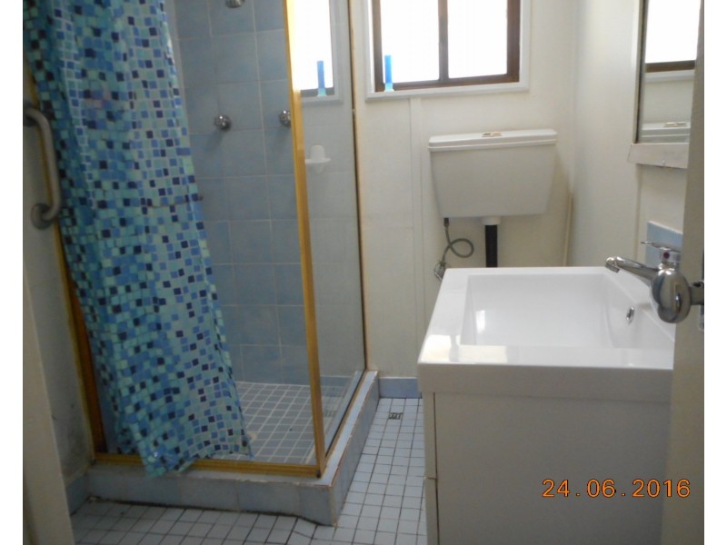 11 Hilda Avenue, Casula NSW 2170