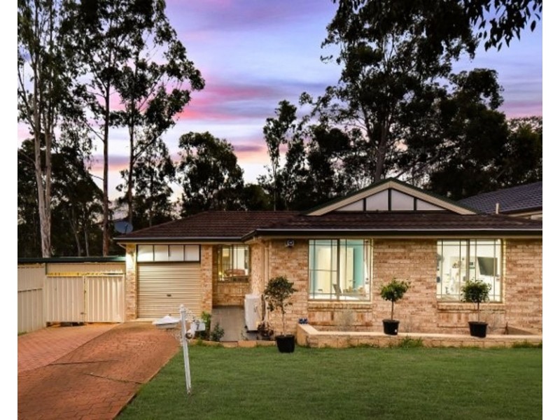 7 Ian Place, Casula NSW 2170