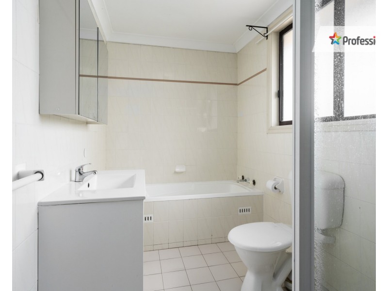 1,2,3 @25 Reilly Street, Liverpool NSW 2170