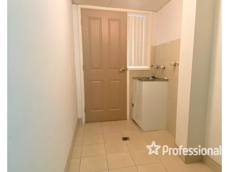 9/48-50 Gill Avenue, Liverpool NSW 2170