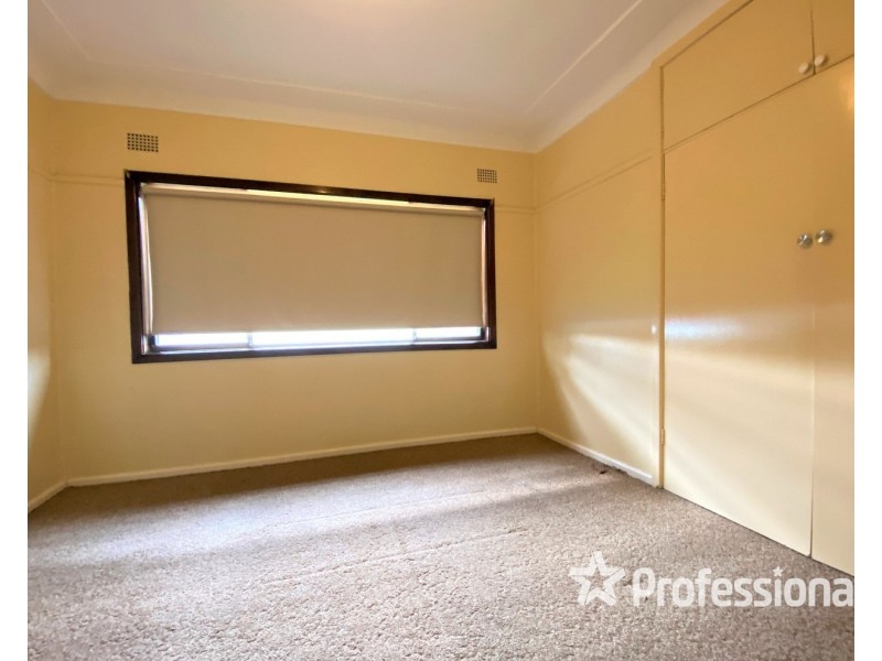 25 Fourth Avenue, Austral NSW 2179