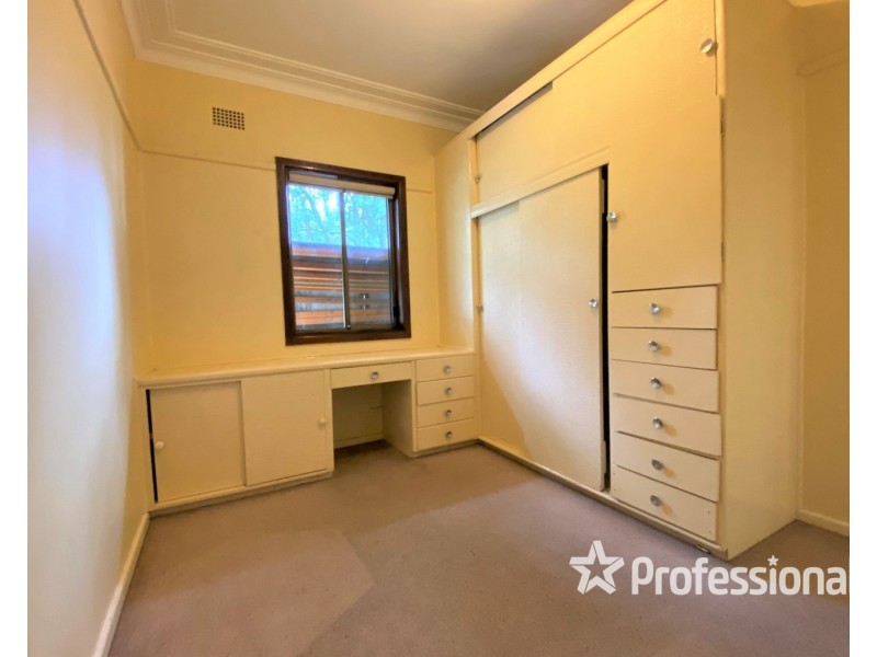 25 Fourth Avenue, Austral NSW 2179