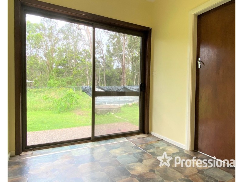 25 Fourth Avenue, Austral NSW 2179