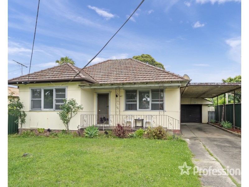 167 Sackville Street, Fairfield NSW 2165