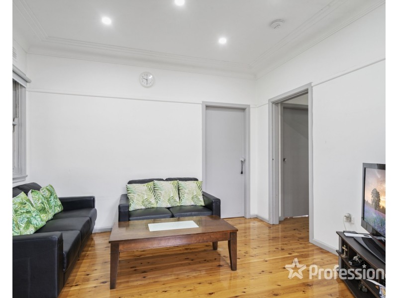 167 Sackville Street, Fairfield NSW 2165