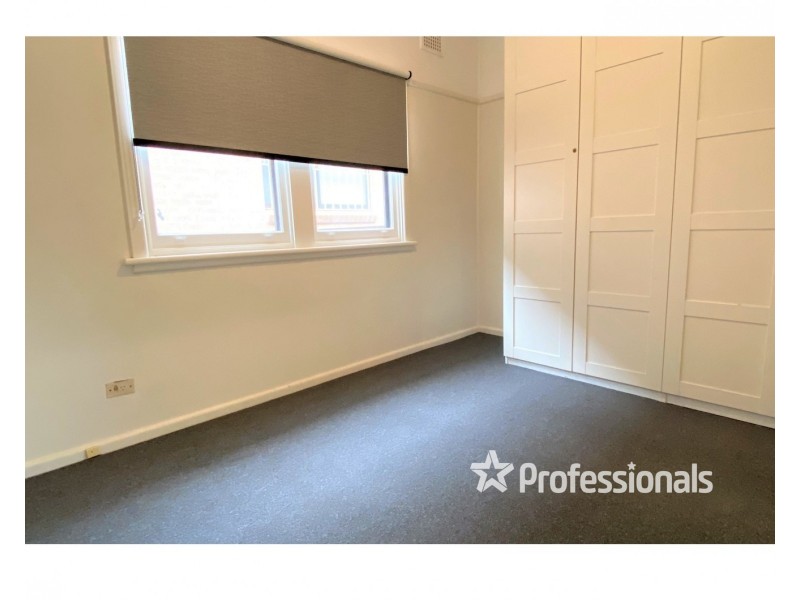 3 Blackwood Avenue, Casula NSW 2170