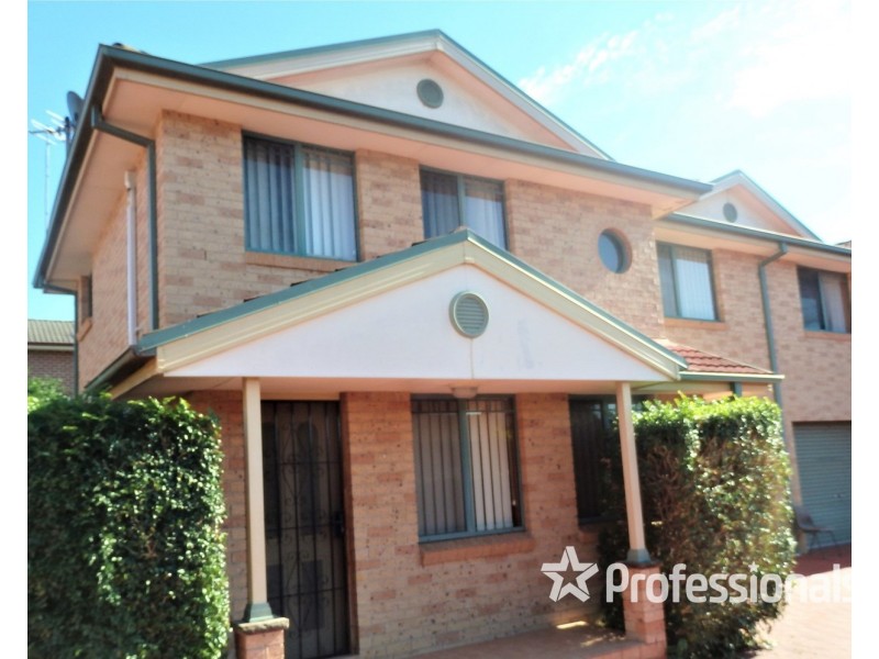 3/110 Hoxton Park Road, Lurnea NSW 2170