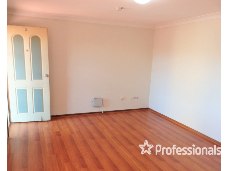 3/110 Hoxton Park Road, Lurnea NSW 2170