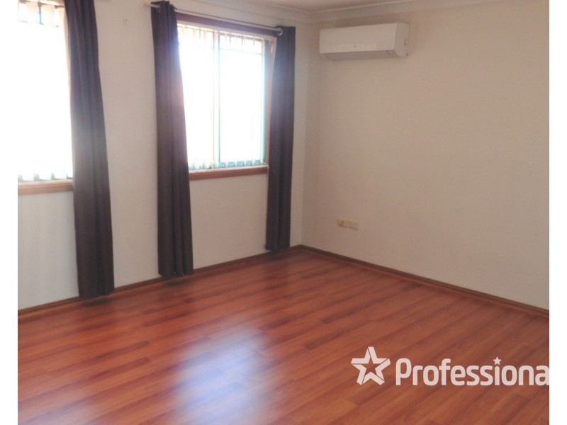 3/110 Hoxton Park Road, Lurnea NSW 2170
