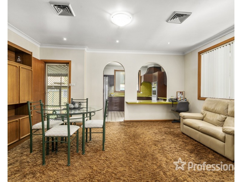 9 Jacaranda Crescent, Casula NSW 2170