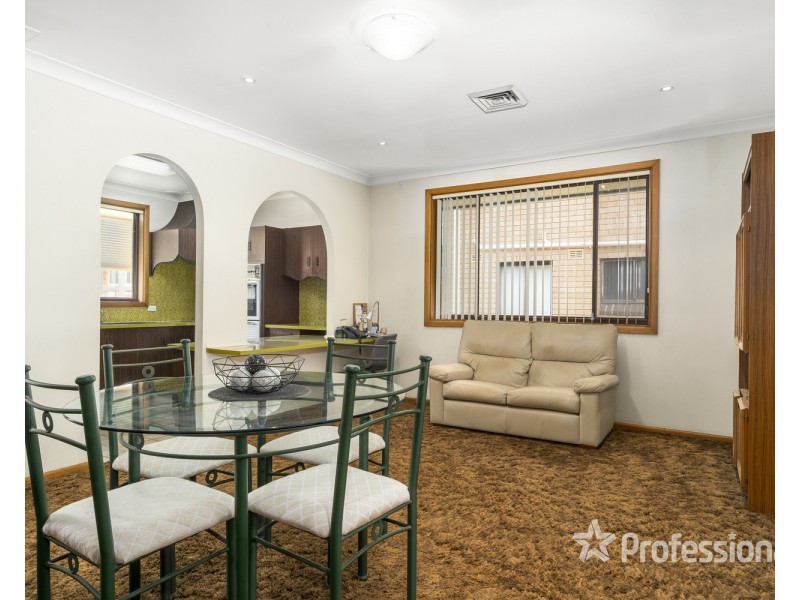 9 Jacaranda Crescent, Casula NSW 2170