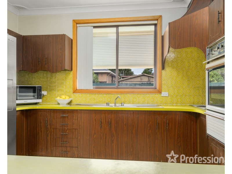 9 Jacaranda Crescent, Casula NSW 2170