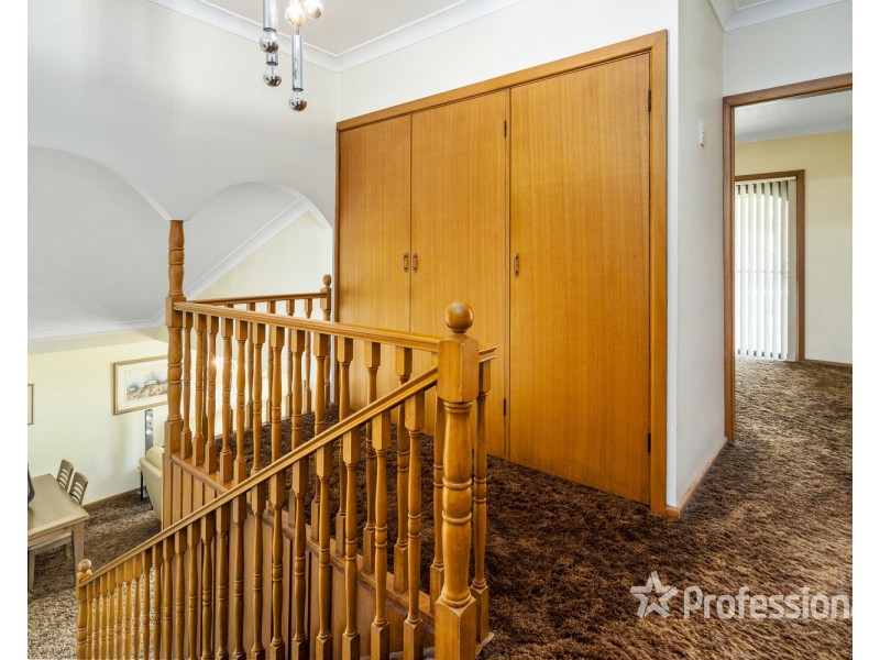 9 Jacaranda Crescent, Casula NSW 2170