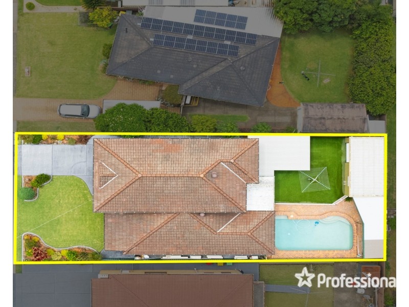 9 Jacaranda Crescent, Casula NSW 2170