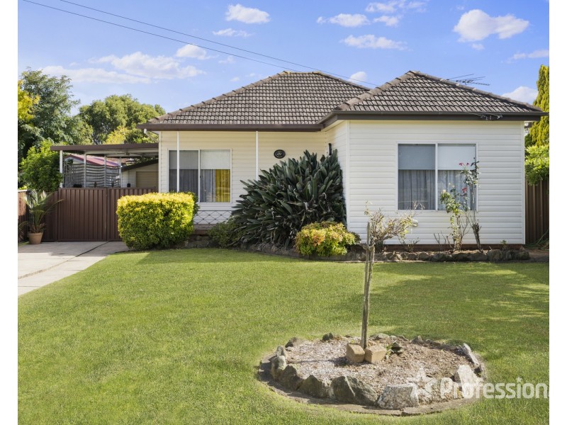 21 Graham Avenue, Casula NSW 2170