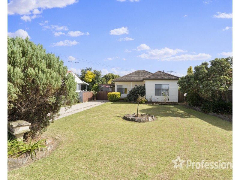 21 Graham Avenue, Casula NSW 2170