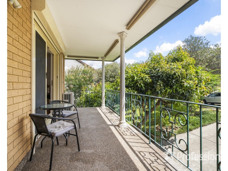 32 Phoenix Crescent, Casula NSW 2170