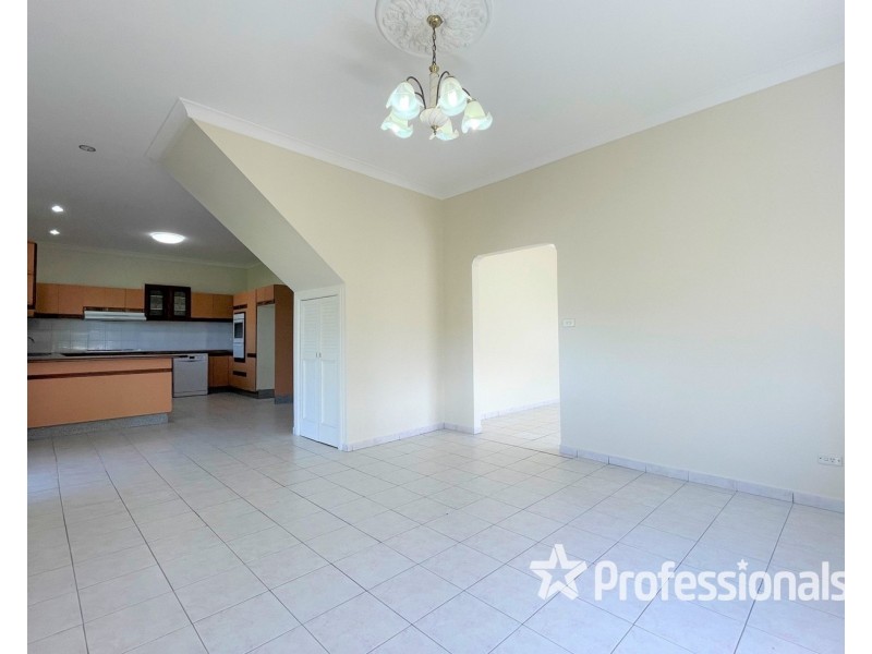 24 Ashcroft Avenue, Casula NSW 2170