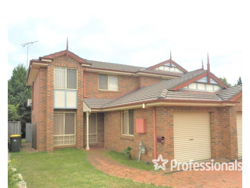 9 Magnolia Close, Casula NSW 2170