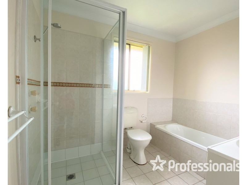 9 Magnolia Close, Casula NSW 2170
